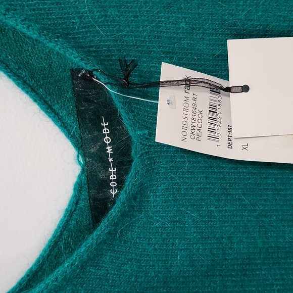 Nordstrom Code x Mode tank top - Picture 4 of 6